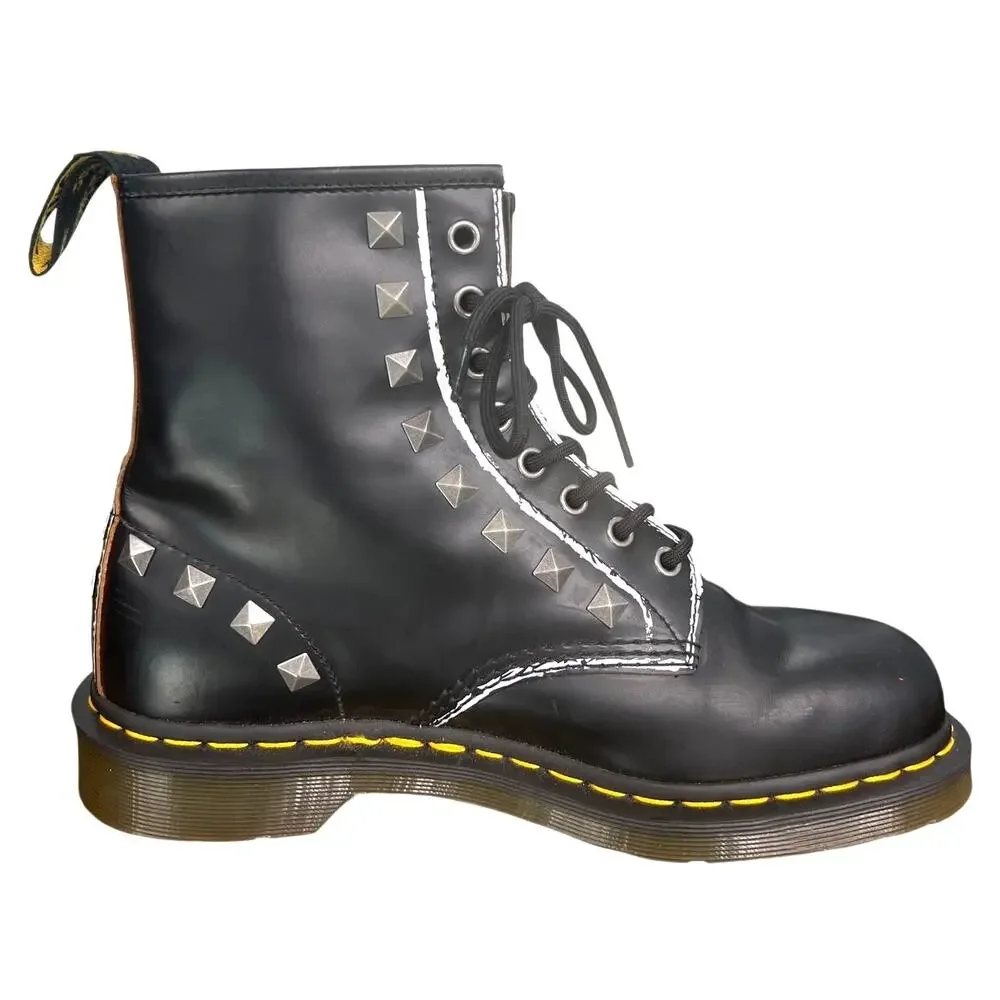 Dr. Martens Unisex 1460 Stud 8 Eye Black Leather Combat Boots Size M 9 W 10